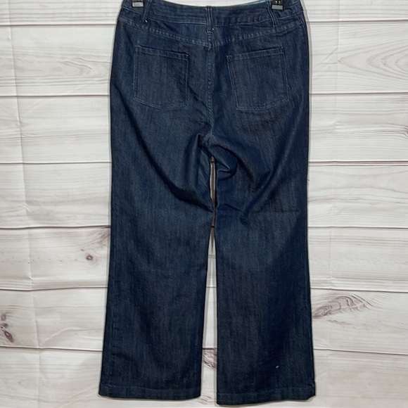 Chico’s Platinum Denim Wide Leg Jeans Chico’s Size 1.5/Medium/Size 10 - Picture 2 of 8